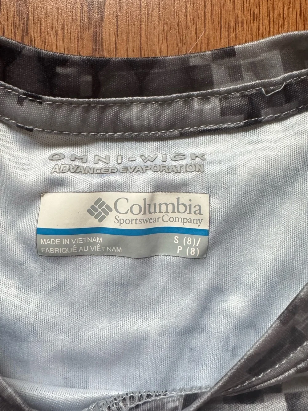 Columbia Omni-Wick Youth Small (8) Digital Camo Long Sleeve Shirt